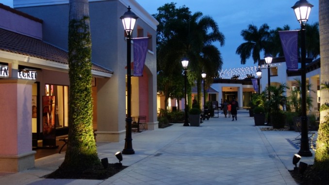 Bell Tower Shops Fort Myers