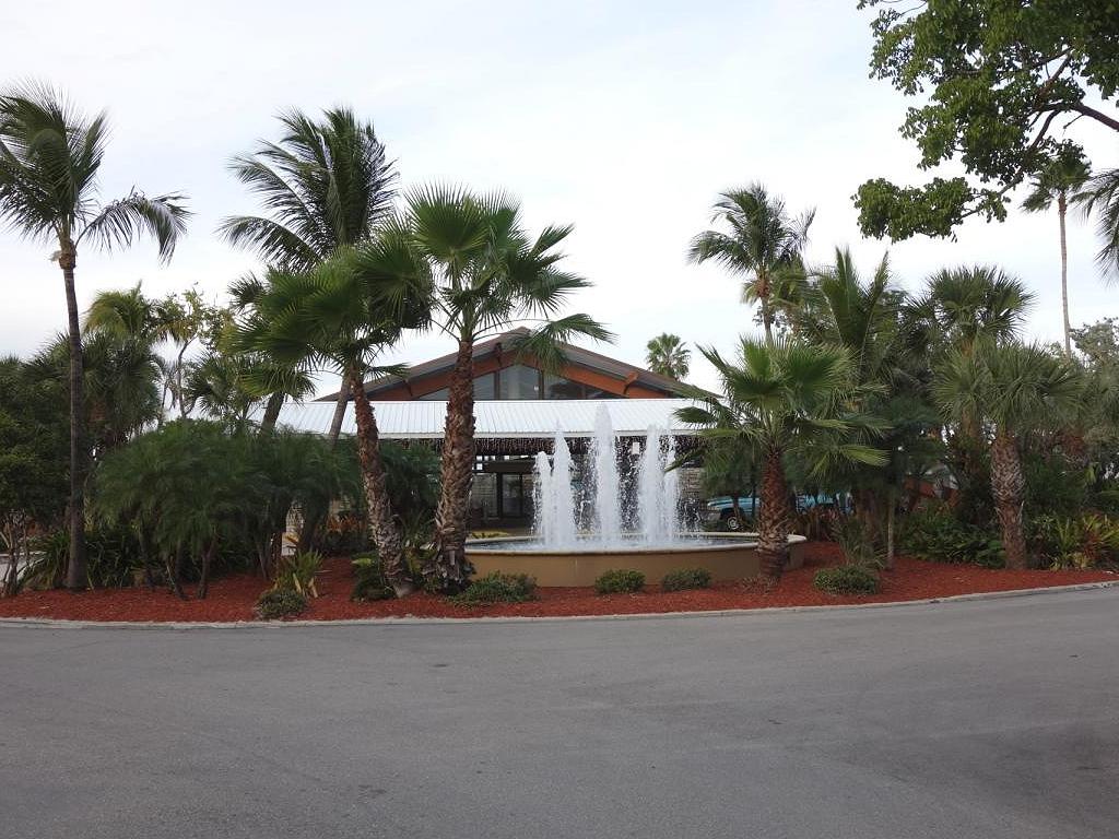 cape coral yacht club community park